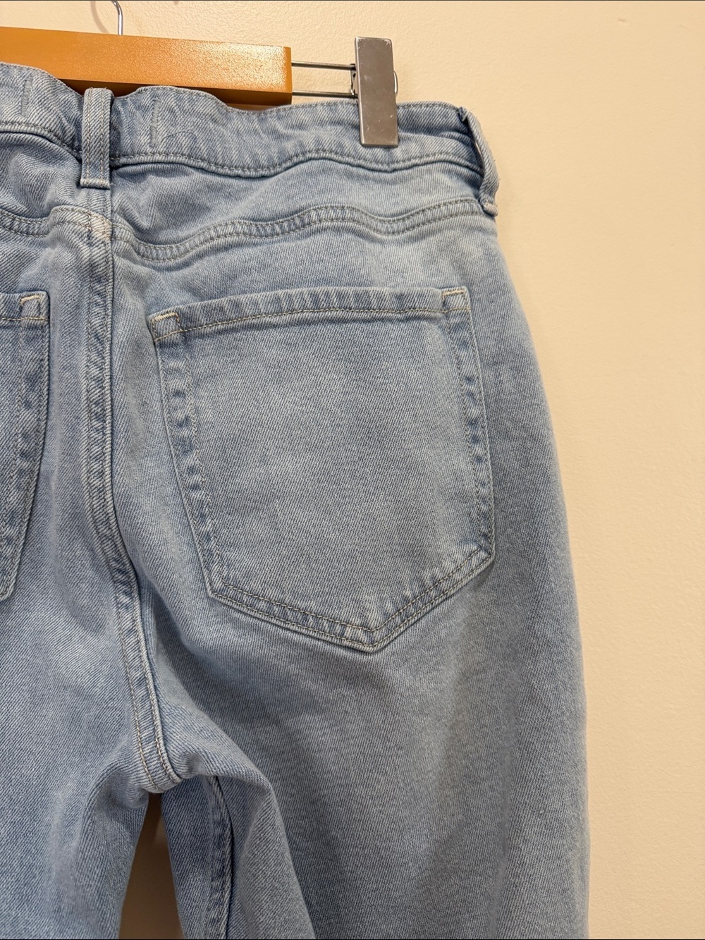 Hollister Light Blue High Rise Flare Jeans with Knee Rips - Long Length - Picture 8 of 9